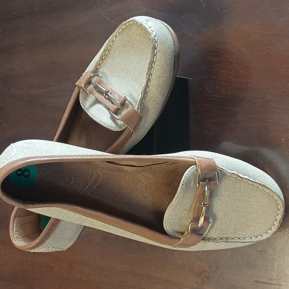 Aerosoles  Khaki Loafers, Tried on But Did Not Wear .Nearly New Women`s Size 7.5